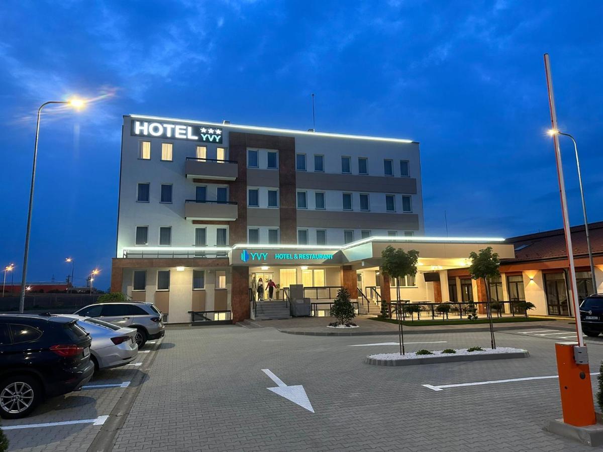 Hotel Yvy Sebes  Exterior photo